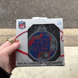 NFL New York giants Metal Holiday Ornament